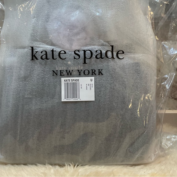Kate Spade Dumpling Satchel - Picture 14 of 14